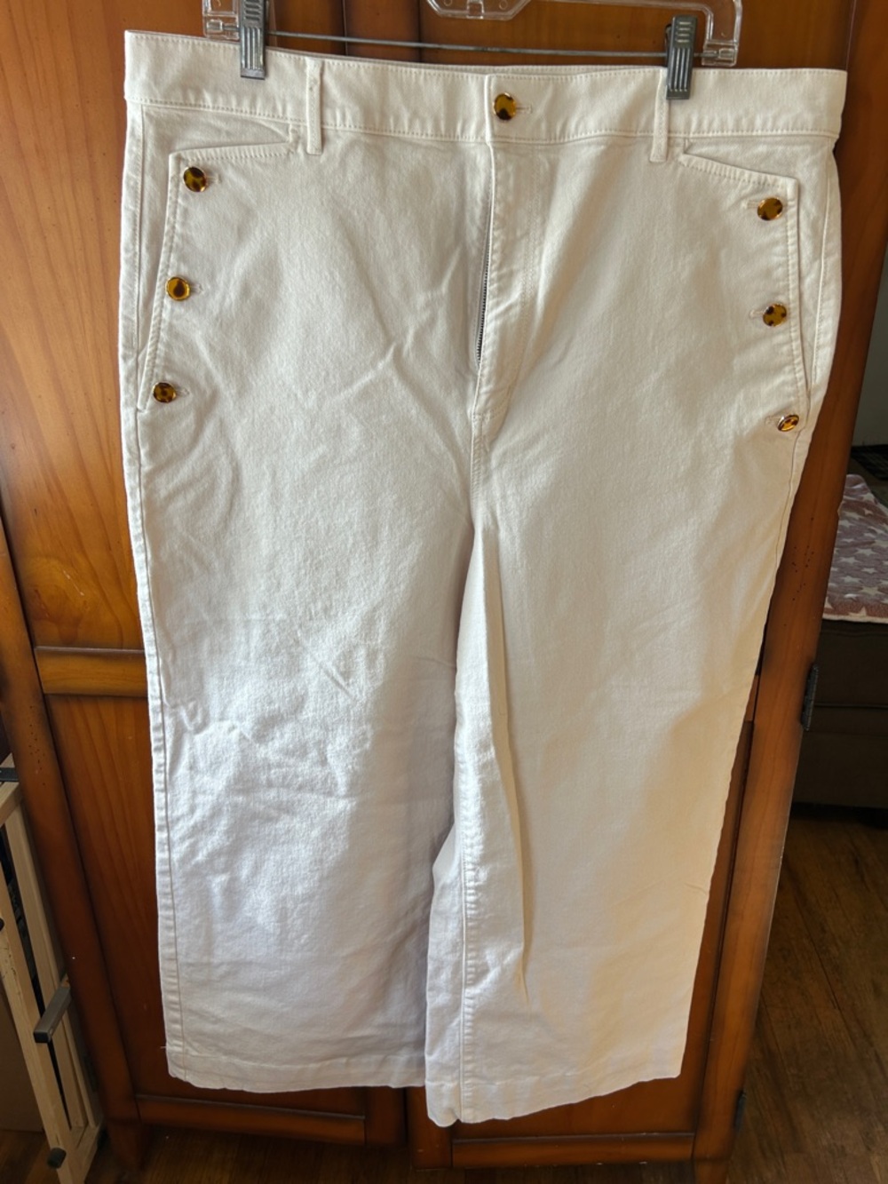 Ann Taylor Cream High-Waist Jeans with tortoise button details